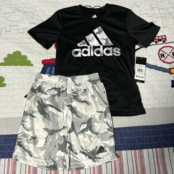 Adidas 2pc Set 5 NWT - Picture 1 of 7